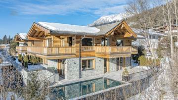 KITZIMMO-Luxus-Neubauvilla mit Pool in Toplage kaufen - Immobilien Ellmau.