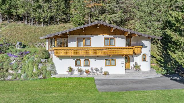 KITZIMMO-Einzigartiges Anwesen in unverbauter Alleinlage - Immobilien Waidring.