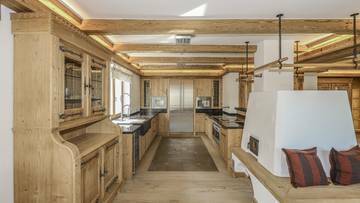 KITZIMMO-Exklusive Luxusvilla mit Freizeitwohnsitz auf der Bichlalm - Immobilien KitzbÃ¼hel.