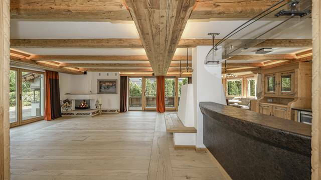 KITZIMMO-Exklusive Luxusvilla mit Freizeitwohnsitz auf der Bichlalm - Immobilien KitzbÃ¼hel.