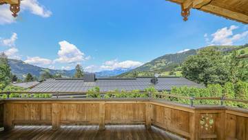 KITZIMMO-Exklusive Luxusvilla mit Freizeitwohnsitz auf der Bichlalm - Immobilien KitzbÃ¼hel.
