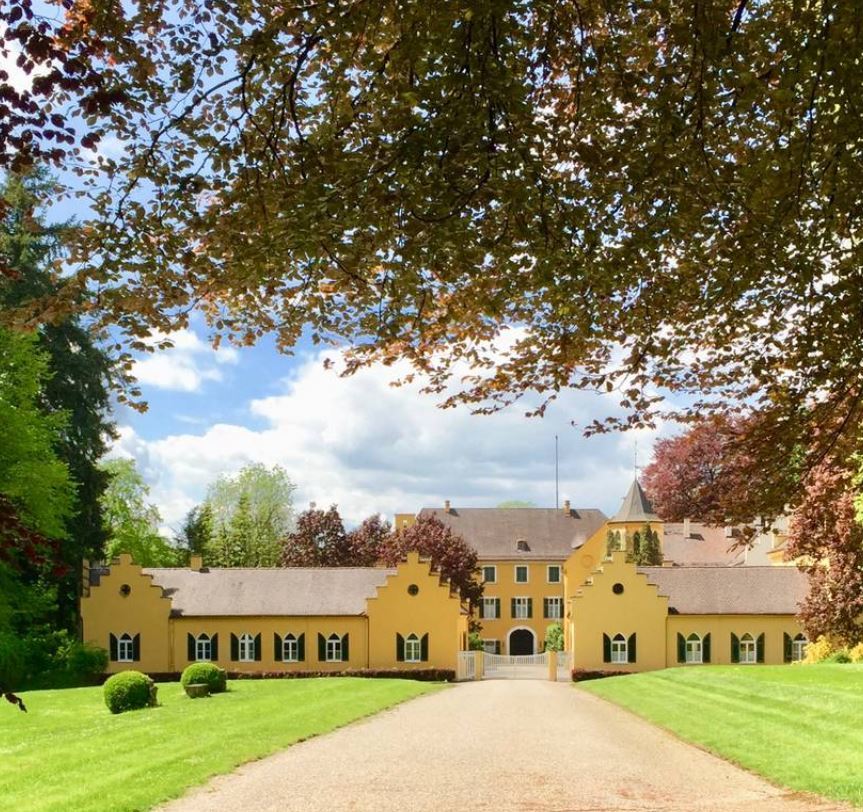 Herando - Luxuriöses Schloss 15 Schlafzimmer zu verkaufen Bayern