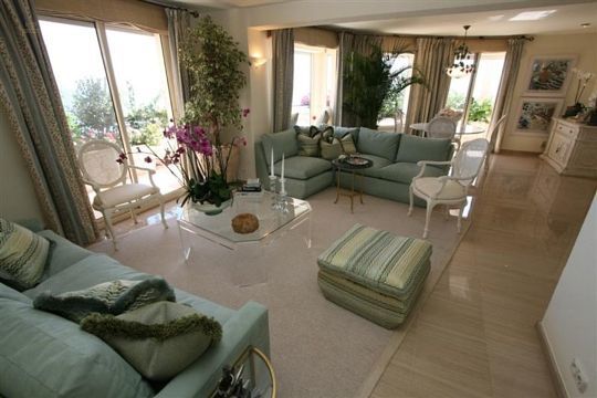 Luxus-Wohnung in Fuengirola R851139