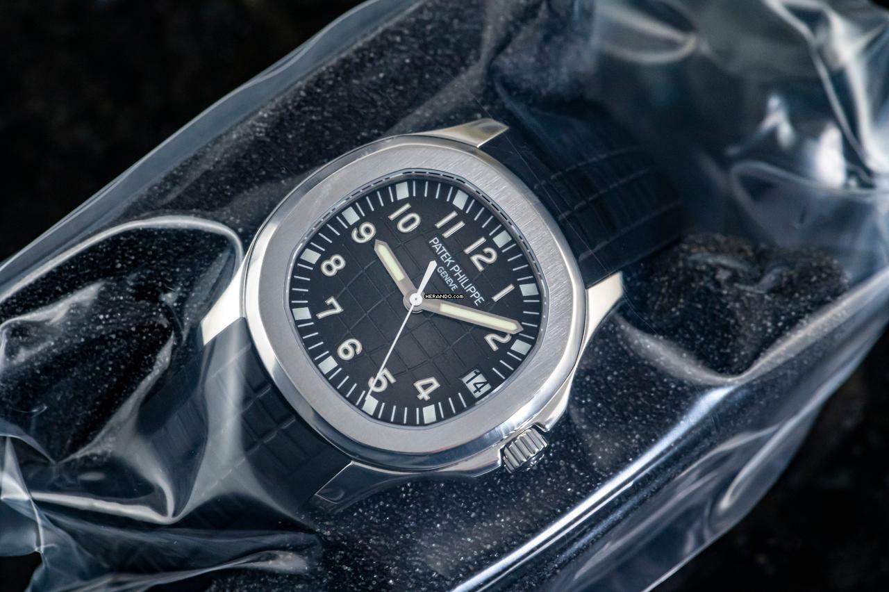 Patek philippe aquanaut hot sale prezzo listino