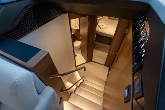 Princess-S60-motor-yacht-for-sale-interior-image-Lengers-Yachts13-scaled.jpg