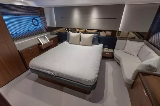 Princess-S60-motor-yacht-for-sale-interior-image-Lengers-Yachts14-scaled.jpg