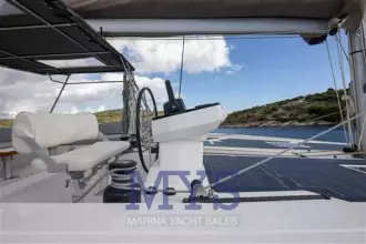 DUFOUR 44 CATAMARANS (48)