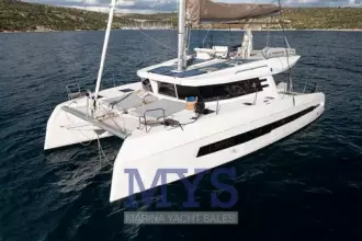 DUFOUR 44 CATAMARANS (15)