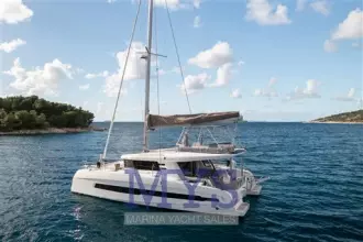 DUFOUR 44 CATAMARANS (18)