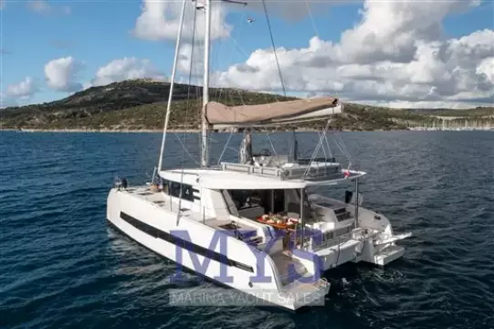 DUFOUR 44 CATAMARANS (23)