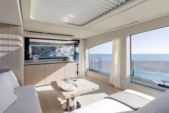 Azimut Seadeck 6