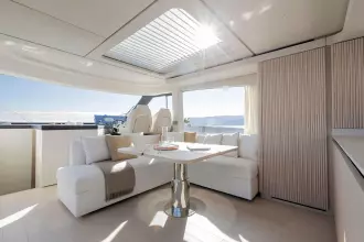 Azimut Seadeck 6