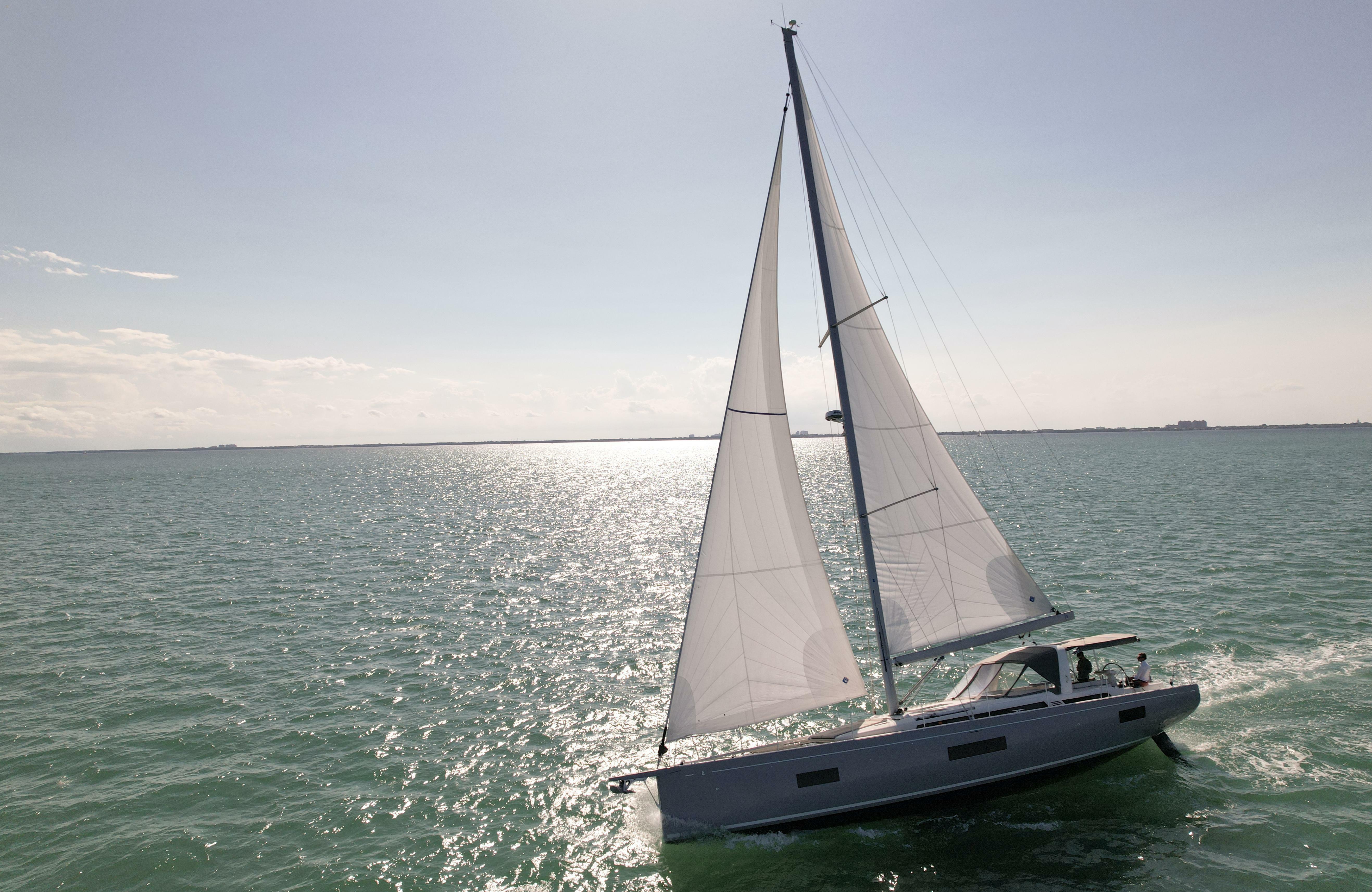 Herando - Beneteau Oceanis Yacht 54