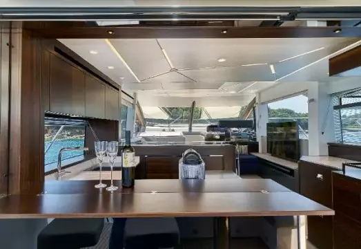 Sunseeker Manhattan 55