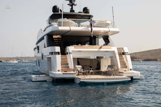 Sanlorenzo-SL120A-778-motor-yacht-for-sale-exterior-image-Lengers-Yachts-15-scaled.jpg