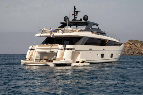 Sanlorenzo-SL120A-778-motor-yacht-for-sale-exterior-image-Lengers-Yachts-16-scaled.jpg