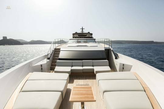 Sanlorenzo-SL120A-778-motor-yacht-for-sale-exterior-image-Lengers-Yachts-22-scaled.jpg