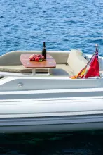 Sacs-Strider-900-89-RIB-for-sale-interior-image-Lengers-Yachts6-scaled.jpg