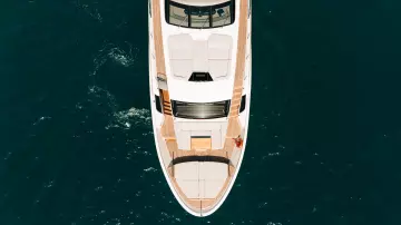 SL106A-motor-yacht-for-sale-exterior-image-Lengers-Yachts-4.jpg