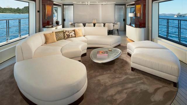 Azimut-35-MY-HEED-motor-yacht-for-sale-interior-image-Lengers-Yachts-7-scaled.jpg