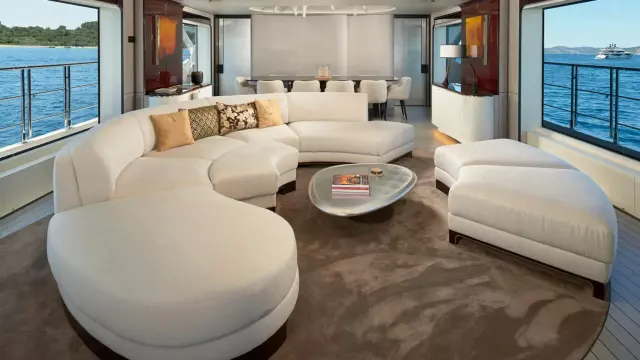 Azimut-35-MY-HEED-motor-yacht-for-sale-interior-image-Lengers-Yachts-7-scaled.jpg