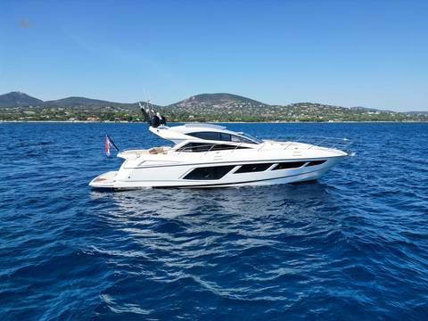 Sunseeker-Predator-57-motor-yacht-for-sale-exterior-image-Lengers-Yachts-6.jpg