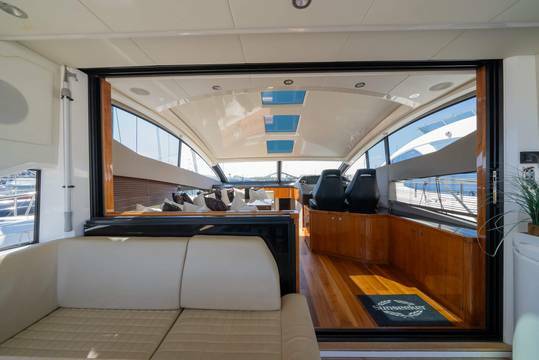 Sunseeker-Predator-57-motor-yacht-for-sale-interior-image-Lengers-Yachts1.jpg