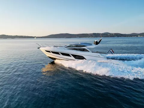 Sunseeker-Predator-57-motor-yacht-for-sale-exterior-image-Lengers-Yachts-2.jpg