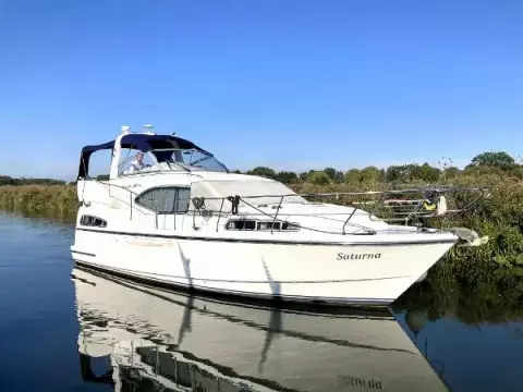 Broom 35cl Racecourse Marina Tingdene Boat Sales Ltd