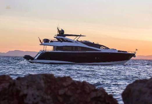 Sunseeker 86 Yacht X-ELEVEN
