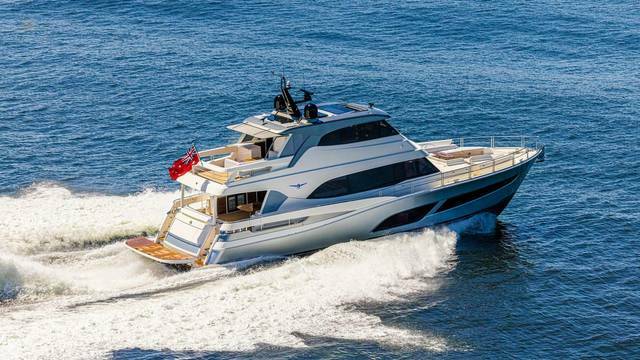 Riviera 78 Motor Yacht Running 018 1