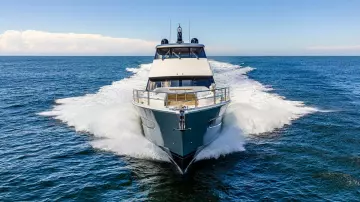 Riviera 78 Motor Yacht Running 017 1