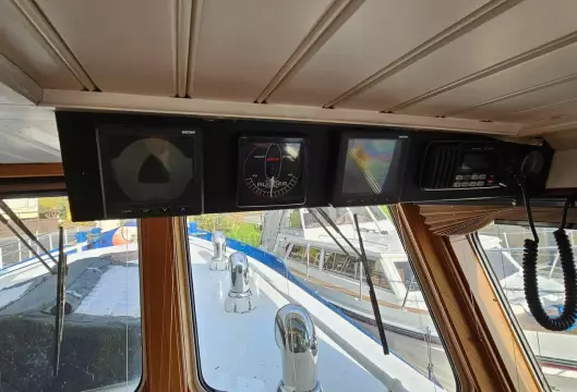 Wolstenholme cruising barge for sale with BJ Marine