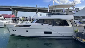 2024 Greenline 48 Fly Hybrid