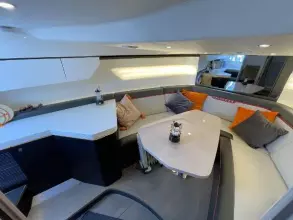 Fairline F//Line 33