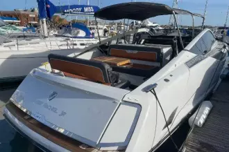 Fairline F//Line 33