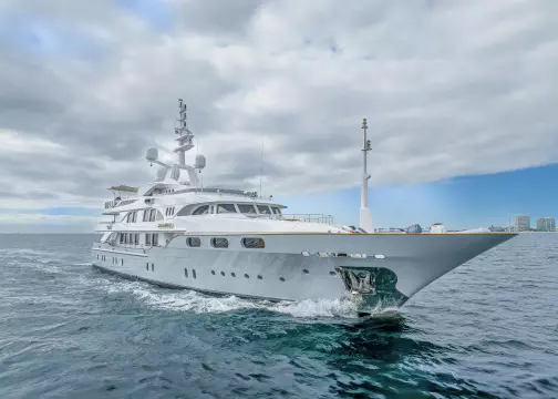 Benetti Custom STARFIRE