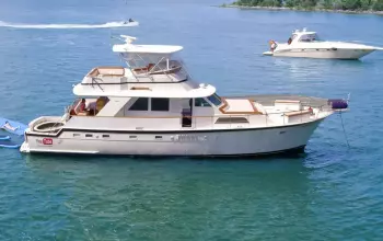 1975 Hatteras YF