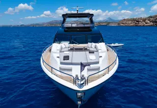 Sunseeker 88 Yacht