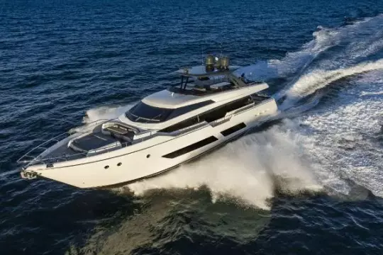 Ferretti Yachts 850