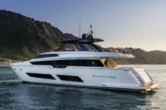 Ferretti Yachts 850