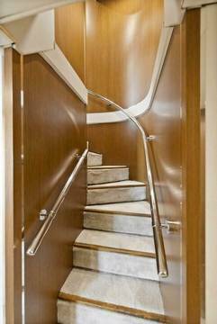 2006 Tecnomar 35 Nadara - Lower accommodations stairway access