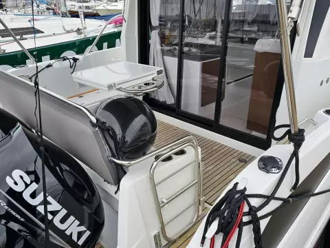 Beneteau Antares 9 OB for sale with BJ Marine