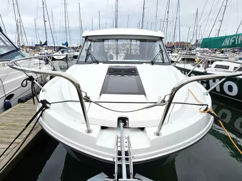 Beneteau Antares 9 OB for sale with BJ Marine