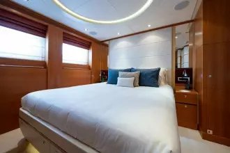 Aft Port Guest Stateroom