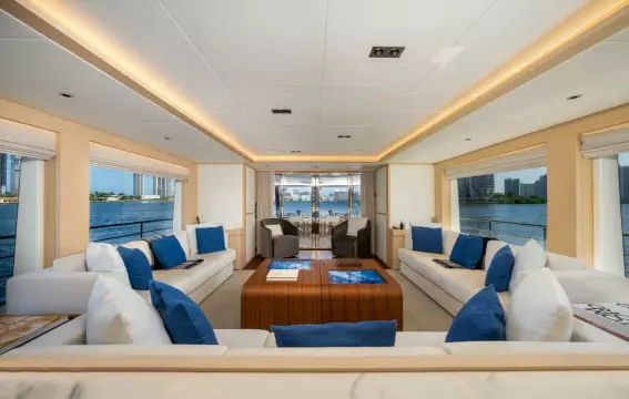 Salon Looking Aft