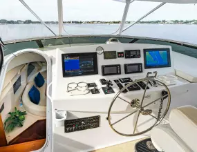 Flybridge Helm Station