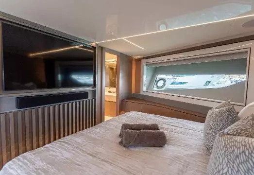 Sunseeker Ocean 182