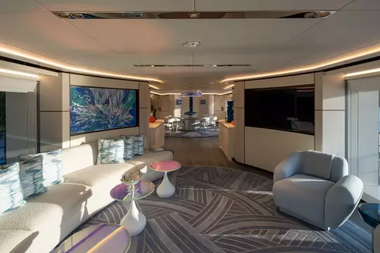 164' Heesen 2022 BOOK ENDS Main Salon