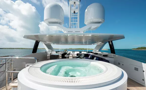 164' Heesen 2021 (ELA) Sundeck